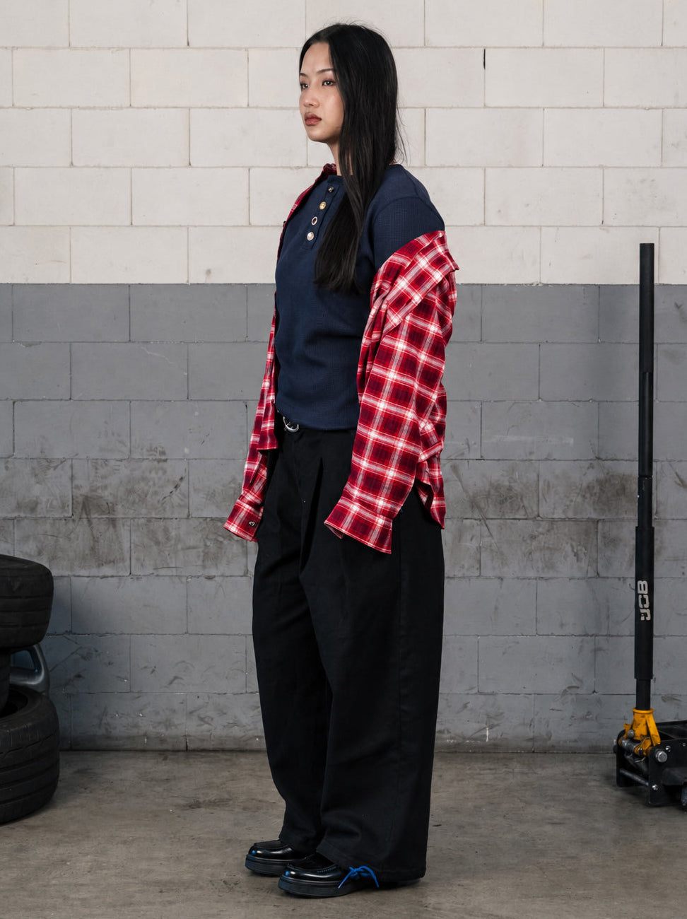 The Outcast Henley Navy