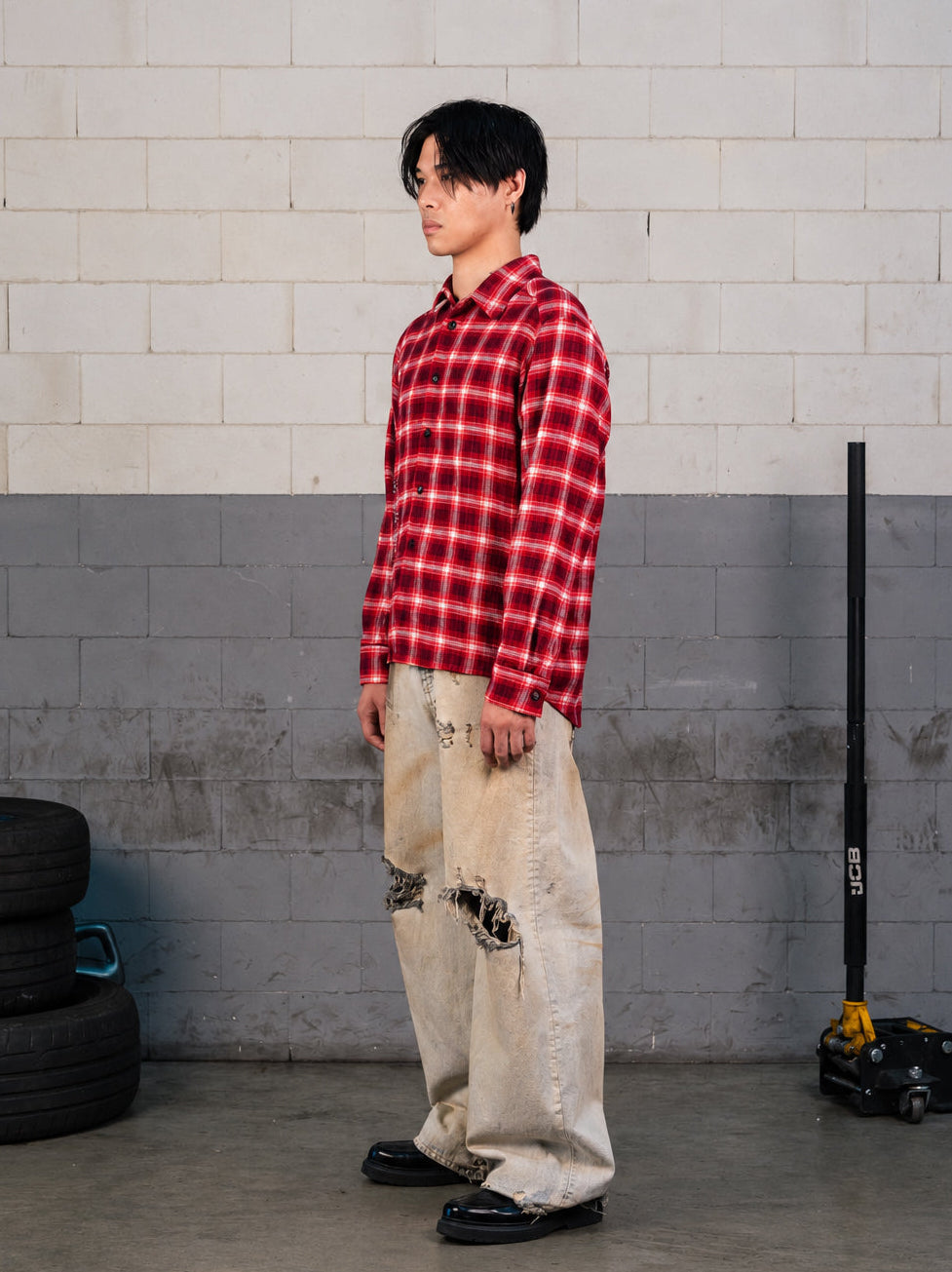 OUTCAST RHINESTONE FLANNEL RED