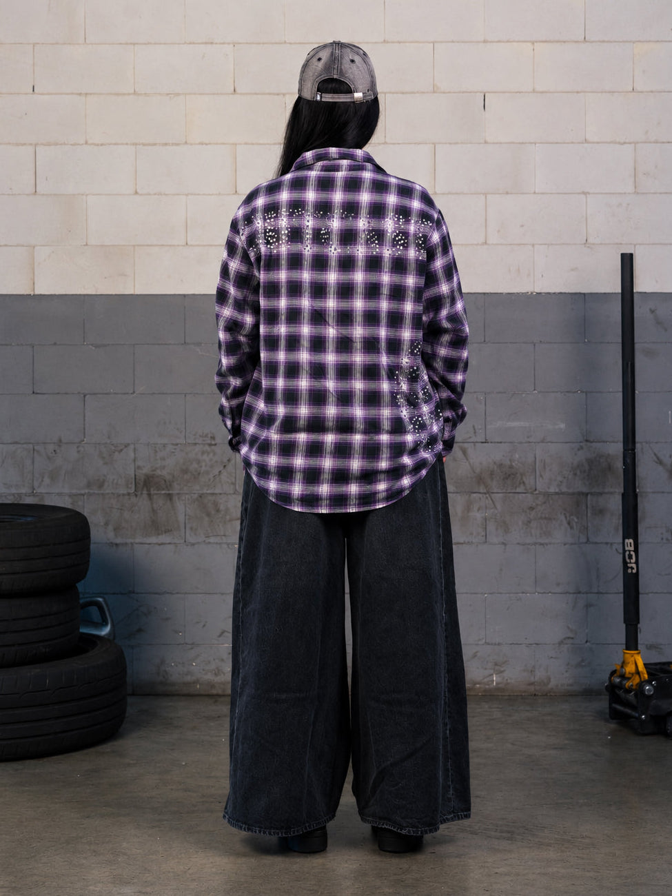 OUTCAST RHINESTONE FLANNEL PURPLE