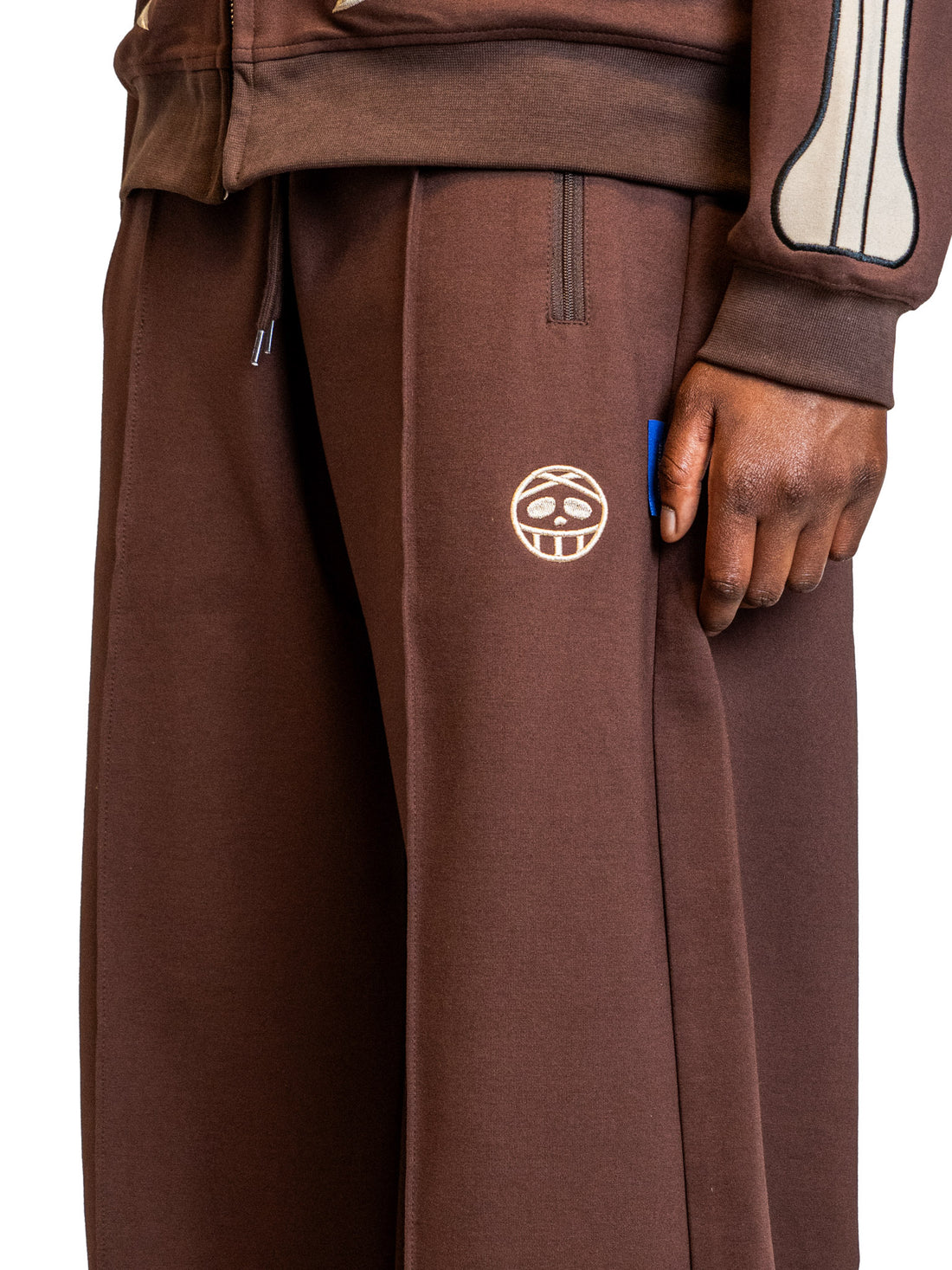 Racer Track Pants side view – New Offsprings Amsterdam streetwear oversized track pants